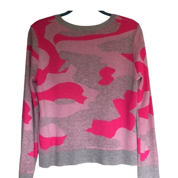 NWT FATE PINK GREY CAMO PRINT PULLOVER SWEATER S - Picture 2 of 6